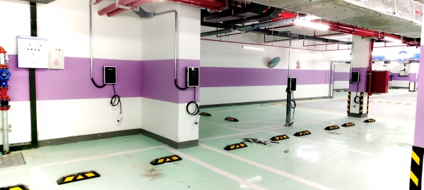 充電樁安裝現場